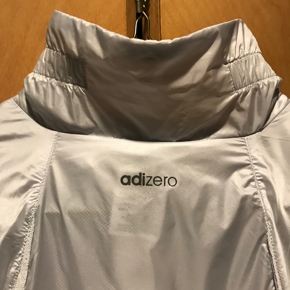 A light weight jacket by Adidas. - Picture 6 of 9